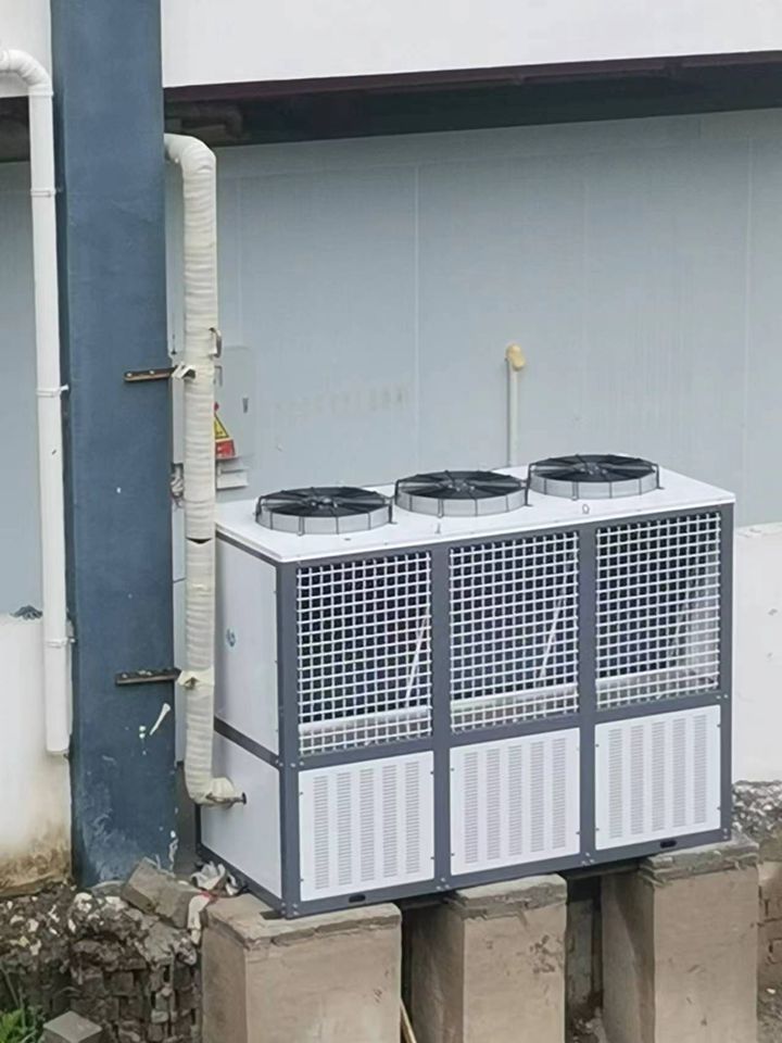 贵州黄牛集团凤冈分公司1200立方米冷冻库
